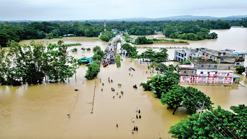 বানের জলে ভাসছে লাখো মানুষের স্বপ্ন