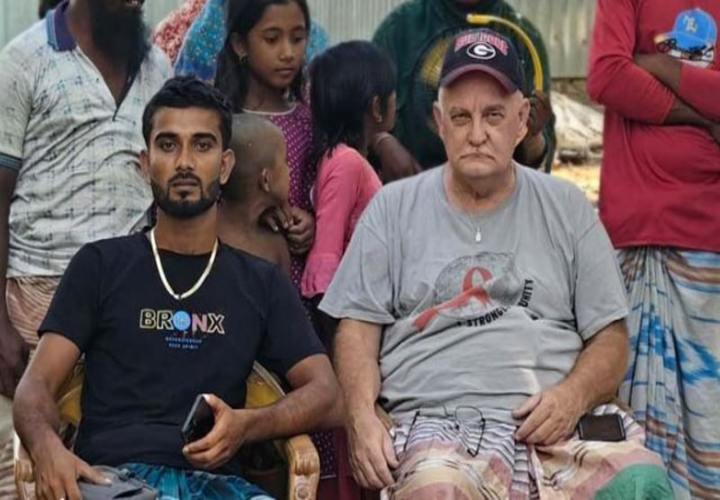বন্ধুত্বের টানে আমেরিকা থেকে নাটোরে তেরি পারসন